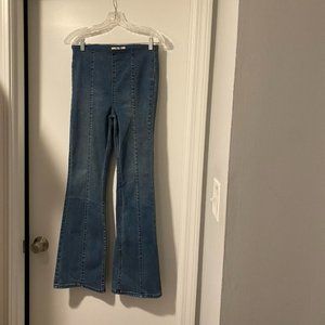 Free People Regular Fit Pull On Flare Jeans 27